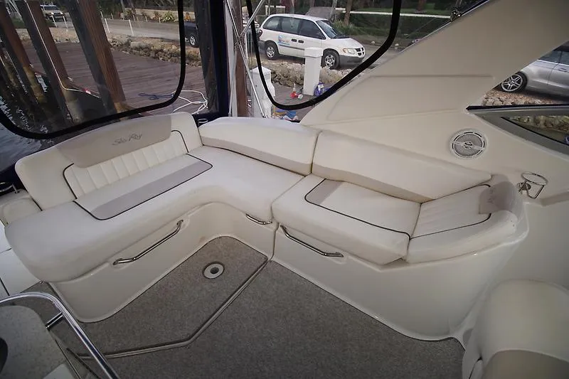 Slide: The Image of Sea Ray 280 Sundancer 2011 - 11