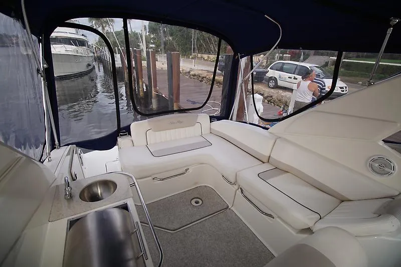 Slide: The Image of Sea Ray 280 Sundancer 2011 - 9