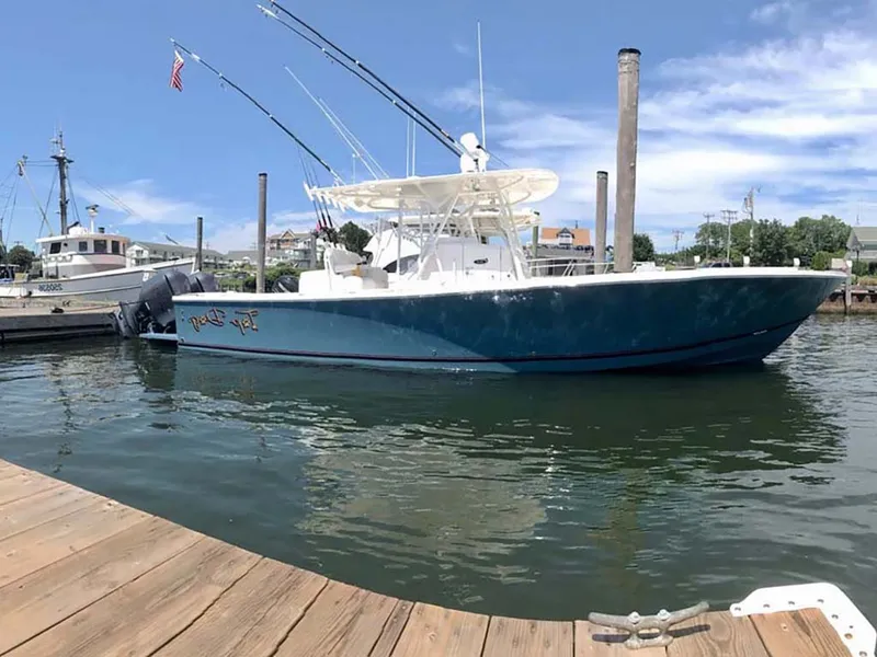 Slide: The Image of Regulator Marine 34 CC 2017 - 0
