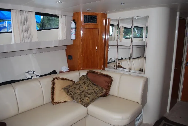 Slide: The Image of Carver Yachts Mariner 2005 - 8