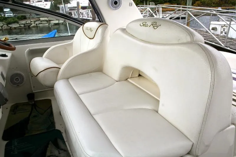 Slide: The Image of Sea Ray Sundancer 2000 - 7