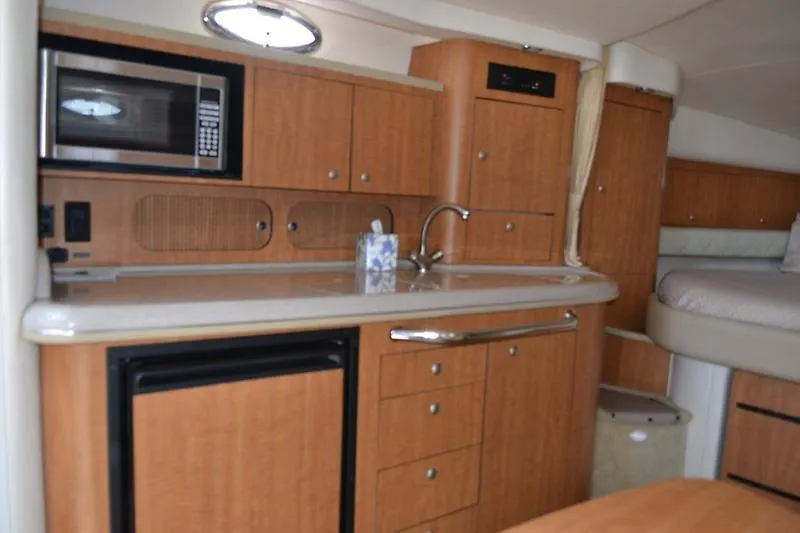 Slide: The Image of Sea Ray 340 Sundancer 2006 - 6