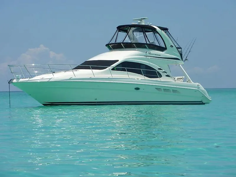 Slide: The Image of Sea Ray 42 Sedan 2005 - 0