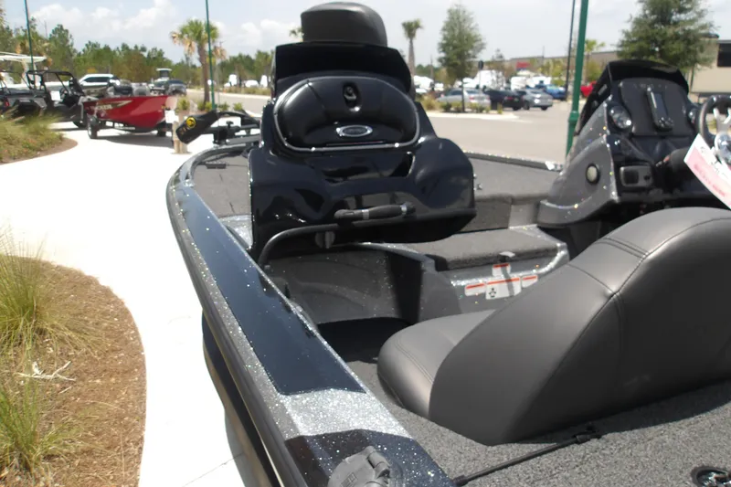 Slide: The Image of 2026 Nitro Z17 boat with sleek design and comfortable seating on display outdoors. - 14