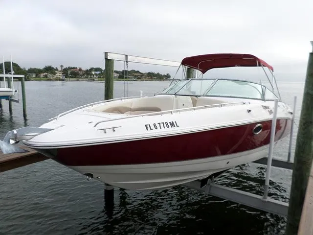 Slide: The Image of Chaparral 28 bowrider 2004 - 0