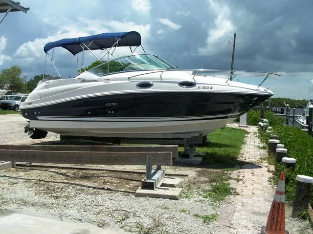 Slide: The Image of Sea Ray Sundancer 2008 - 0