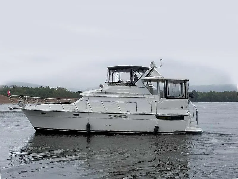 Slide: The Image of Carver Yachts 440 Aft Cabin Motor Yacht 1994 - 0