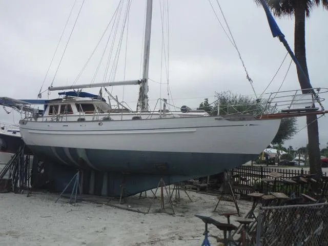 Slide: The Image of Tayana Pilothouse 1985 - 0