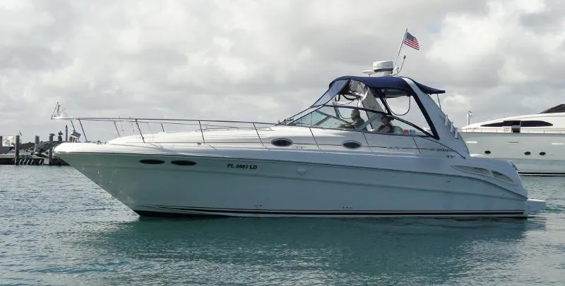 Slide: The Image of Sea Ray Sundancer 2000 - 0