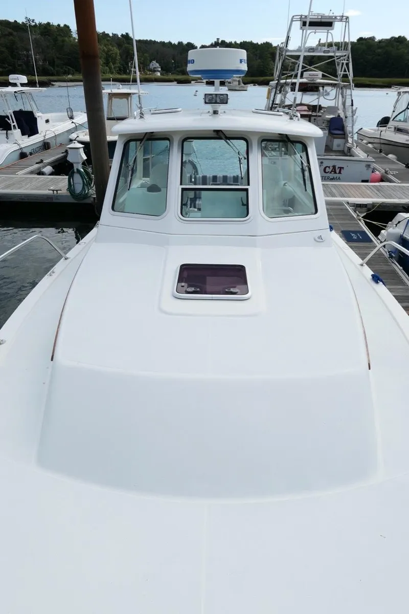 Slide: The Image of Back Cove 29 Hardtop 2004 - 5