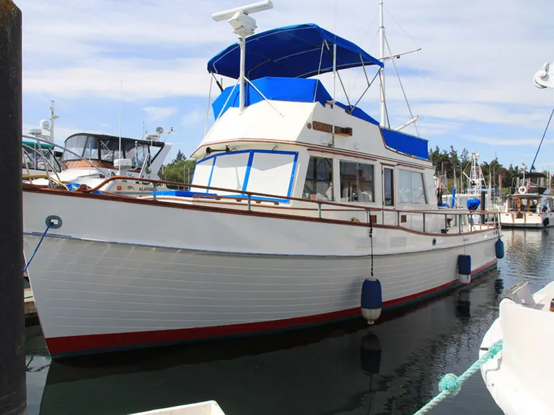 Slide: The Image of Grand Banks GB42 1974 - 0