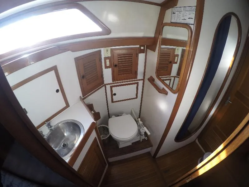 Slide: The Image of Tayana Tayana 52 Center Cockpit 1987 - 10