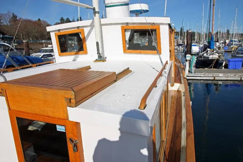 Slide: The Image of Sundowner Tug Pleasure Tug 1984 - 3