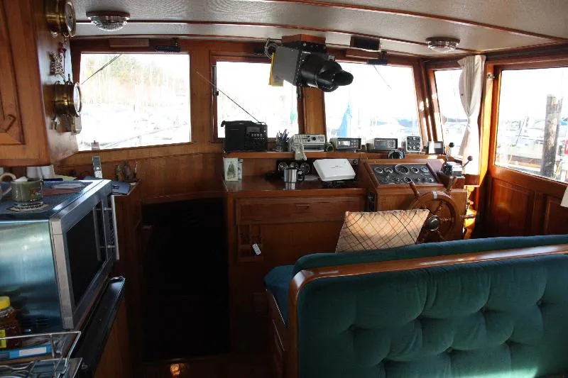 Slide: The Image of Sundowner Tug Pleasure Tug 1984 - 5