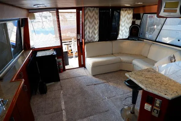 Slide: The Image of Bayliner 4588 Motoryacht 1990 - 7
