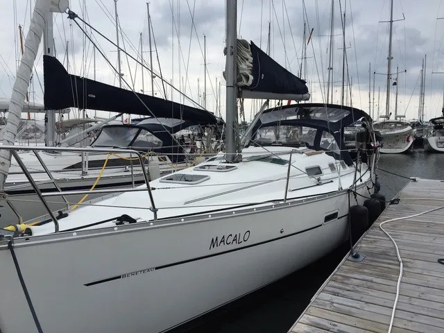 Slide: The Image of Beneteau 323 2006 - 0