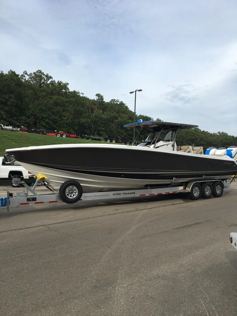 Slide: The Image of Nor-Tech 390 Sport Dual Bolster 2019 - 0