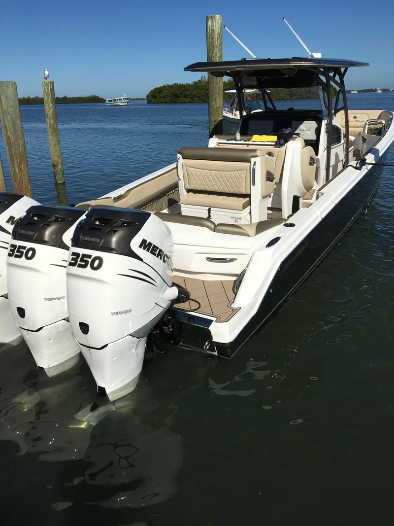 Slide: The Image of Nor-Tech 390 Sport Dual Bolster 2019 - 4