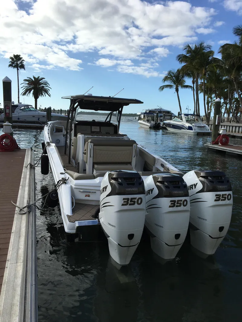 Slide: The Image of Nor-Tech 390 Sport Dual Bolster 2019 - 6