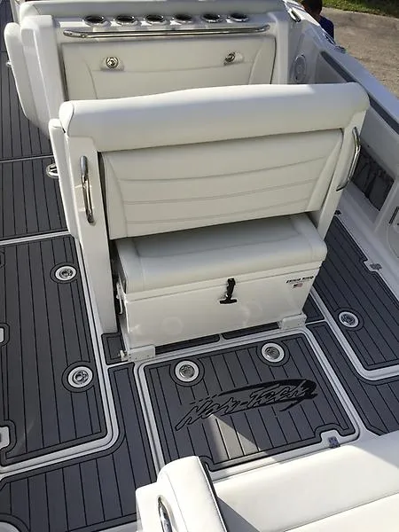 Slide: The Image of Nor-Tech 390 Sport 2016 - 7