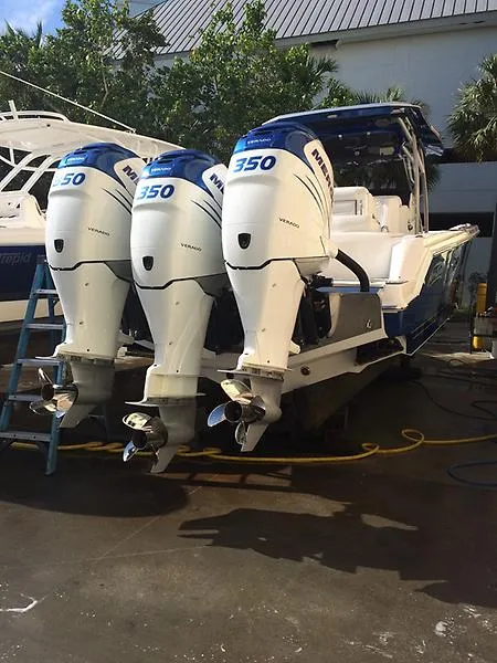 Slide: The Image of Nor-Tech 390 Sport 2016 - 8