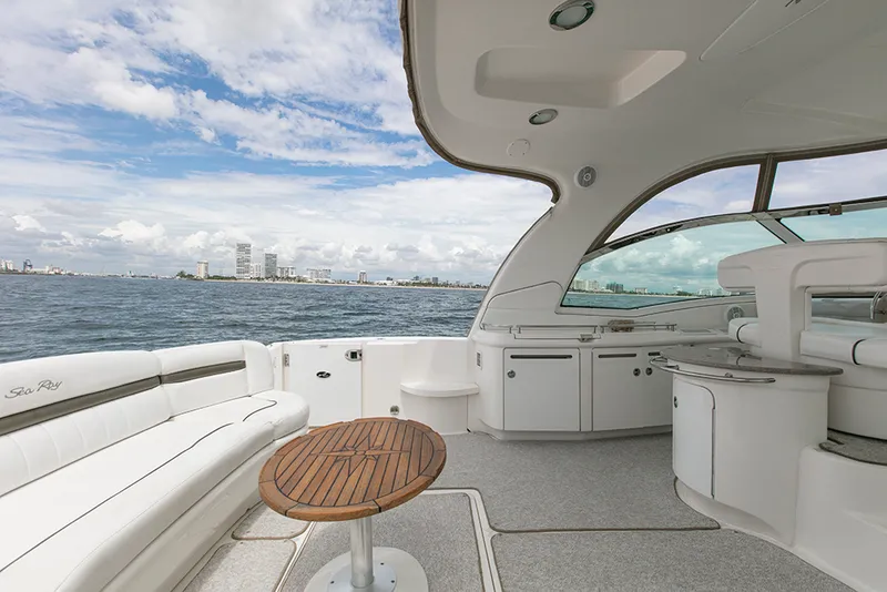 Slide: The Image of Sea Ray 52 Sundancer 2007 - 11