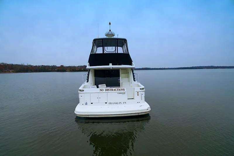 Slide: The Image of Carver Yachts 460 Voyager 2003 - 4