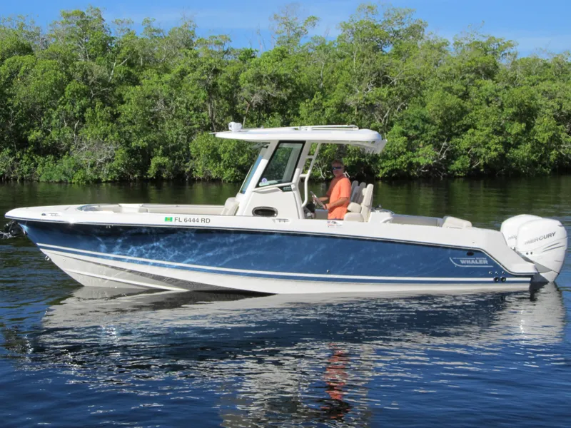 Slide: The Image of Boston Whaler 280 Outrage 2016 - 0