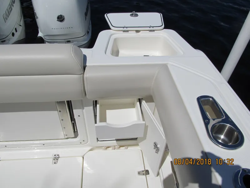 Slide: The Image of Boston Whaler 280 Outrage 2016 - 6