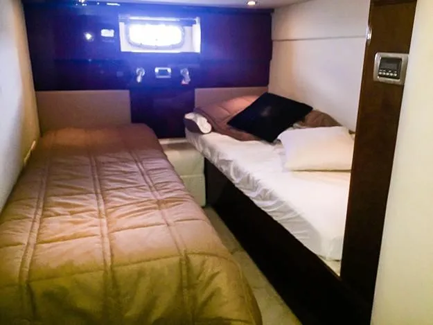 Slide: The Image of Sea Ray 480 Sundancer 2008 - 10