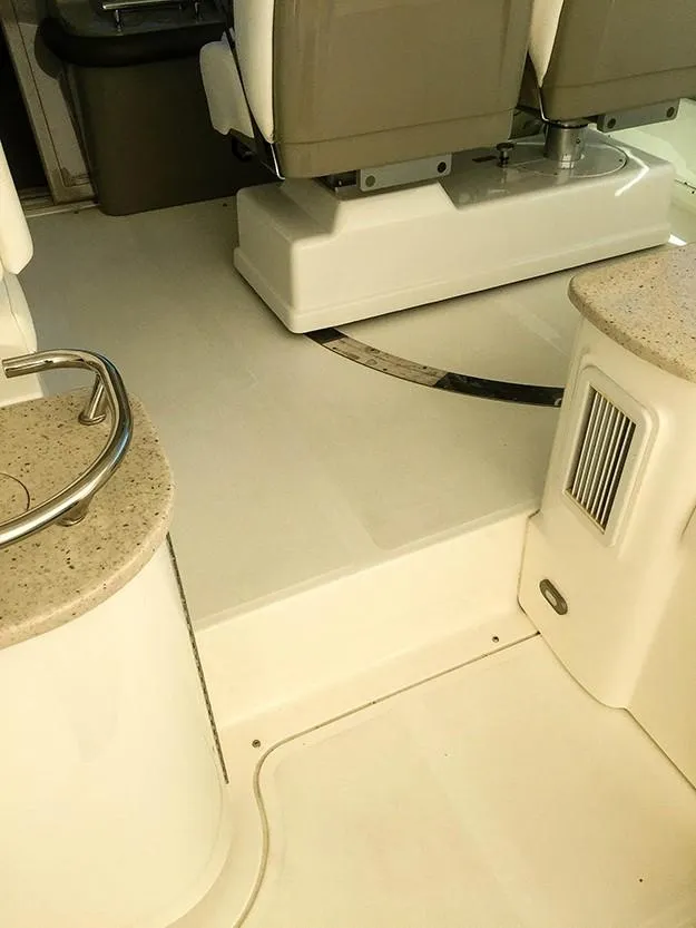 Slide: The Image of Sea Ray 480 Sundancer 2008 - 3