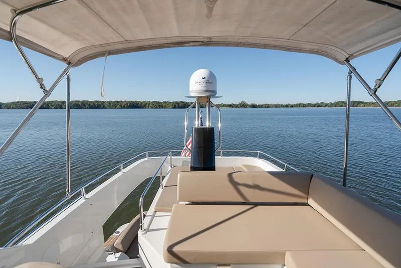 Slide: The Image of Carver Yachts C34 2013 - 11