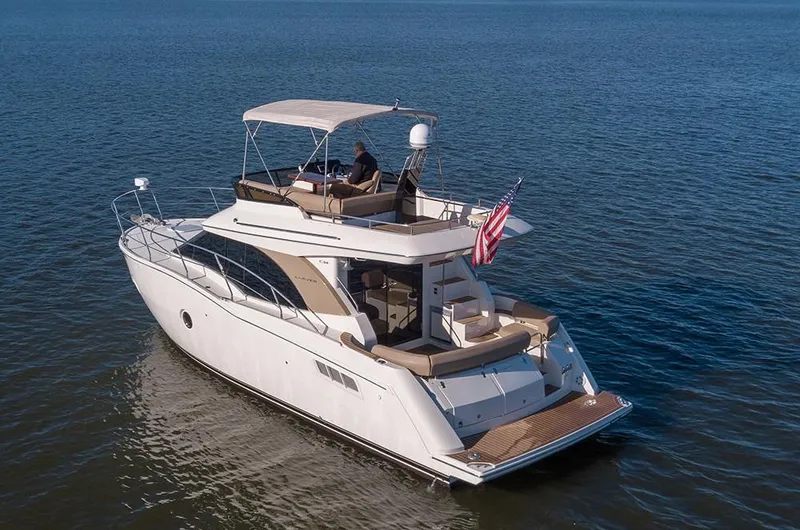 Slide: The Image of Carver Yachts C34 2013 - 4