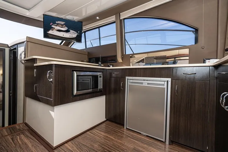 Slide: The Image of Carver Yachts C34 2013 - 8