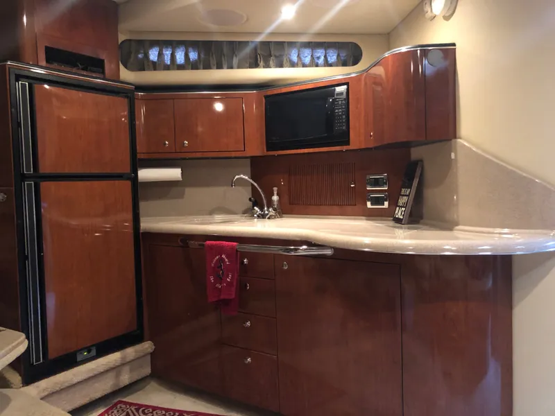 Slide: The Image of Sea Ray 380 Sundancer 2003 - 6