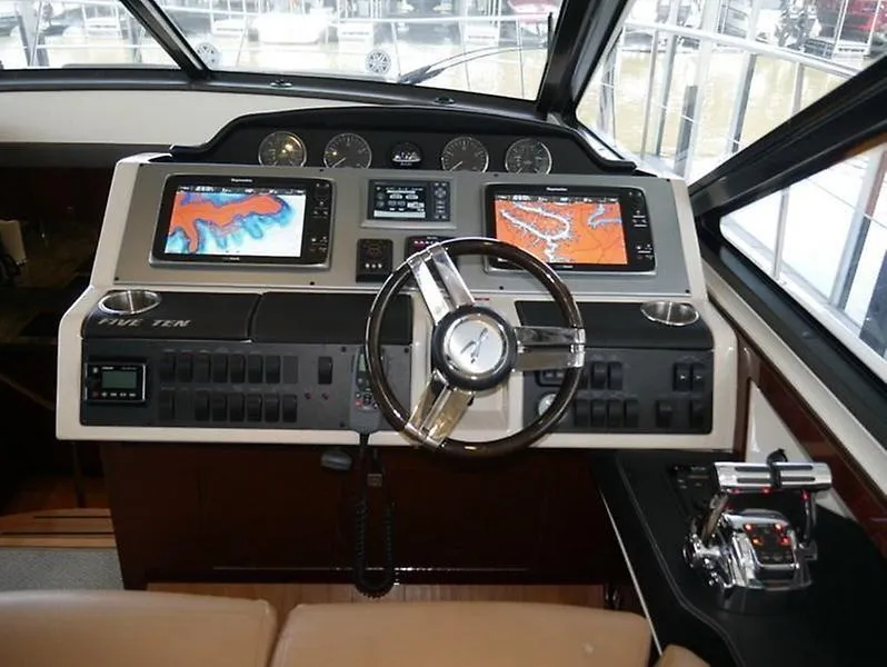 Slide: The Image of Sea Ray 510 Sundancer 2013 - 10