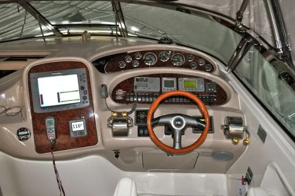 Slide: The Image of Sea Ray 380 Sundancer 2002 - 11