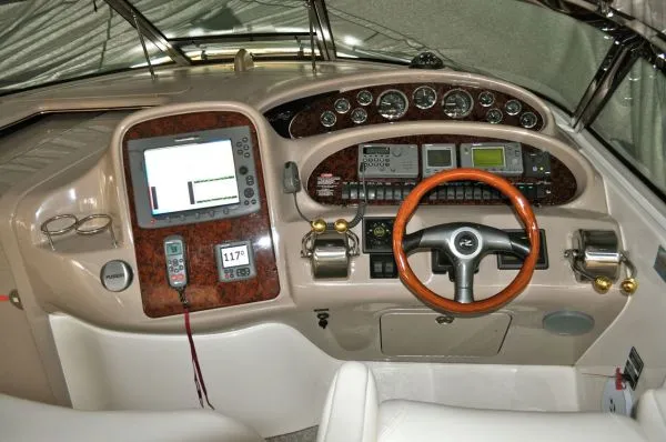Slide: The Image of Sea Ray 380 Sundancer 2002 - 8