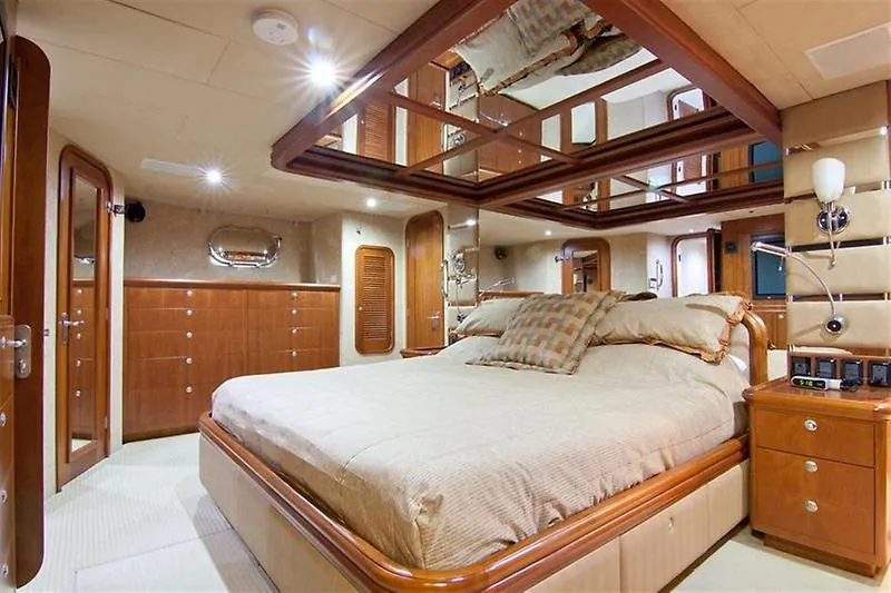 Slide: The Image of Cape Horn Yachts Expedition Yacht 2003 - 8