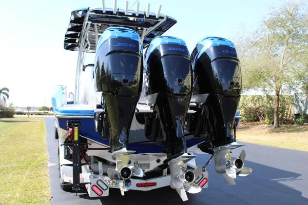 Slide: The Image of Nor-Tech 340 Sport 2018 - 7