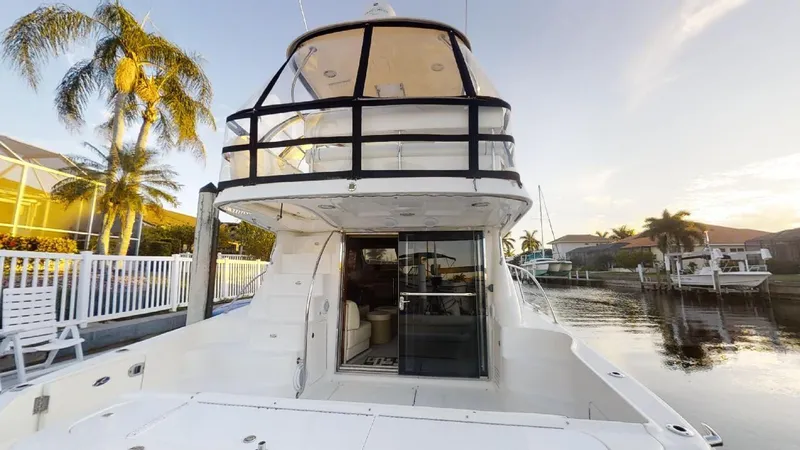 Slide: The Image of Sea Ray 52' Sedan Bridge 2007 - 2