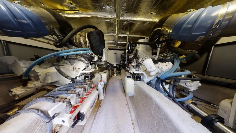 Slide: The Image of Sea Ray 52' Sedan Bridge 2007 - 8