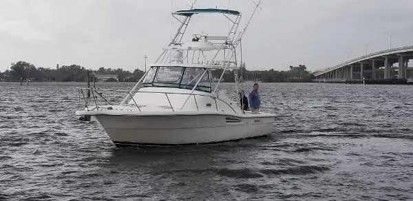 Slide: The Image of Pursuit 3000 Offshore 2003 - 5