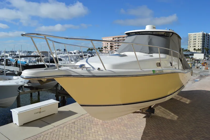 Slide: The Image of Pursuit 3370 Offshore 2007 - 3