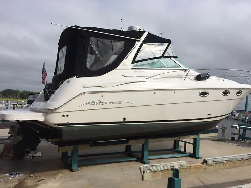 Slide: The Image of Monterey Cruiser 322 2001 - 4