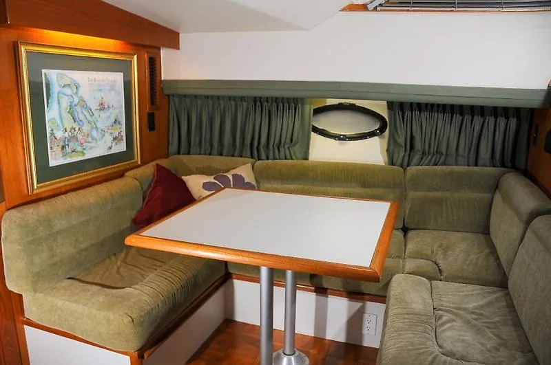 Slide: The Image of Californian Motor Yacht 1990 - 6