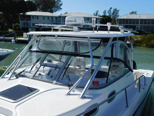 Slide: The Image of Boston Whaler 305 Conquest 2004 - 3