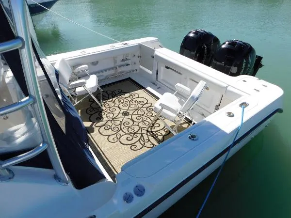 Slide: The Image of Boston Whaler 305 Conquest 2004 - 5