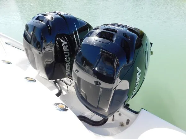 Slide: The Image of Boston Whaler 305 Conquest 2004 - 7