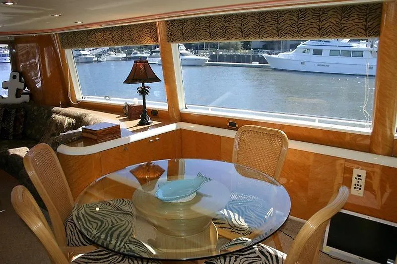 Slide: The Image of Lazzara Motor Yacht 1999 - 10